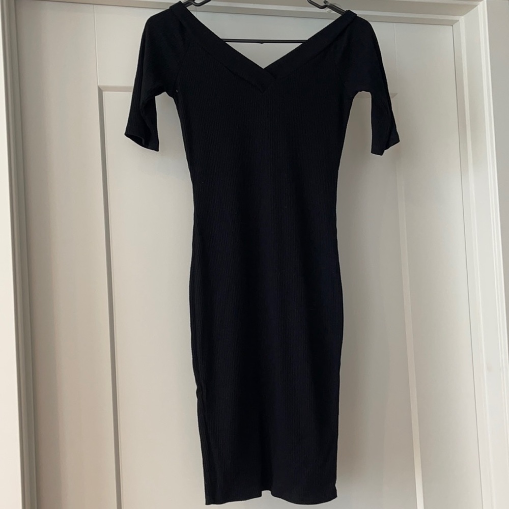 Ribbed off the shoulder dress